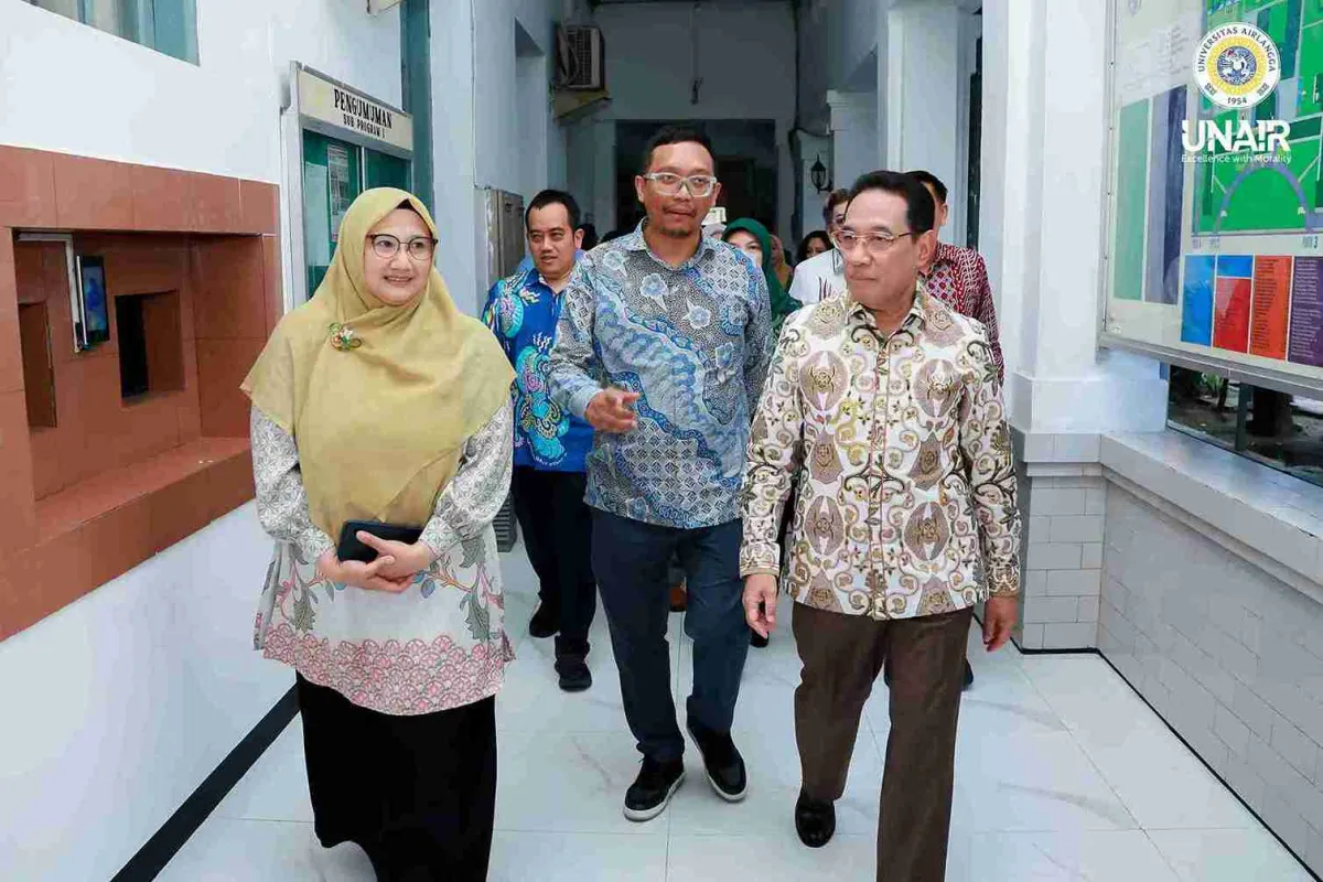 Wamenkes Benjamin Paulus Octavianus Kunjungi FK UNAIR, Bahas Penguatan Pendidikan, Layanan, dan Riset Kesehatan