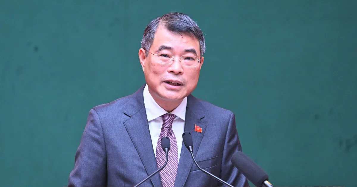 PM Le Minh Hung Minta Polisi Perkuat Keamanan Ekonomi dan Siber, Tegas Berantas Manipulasi Pasar