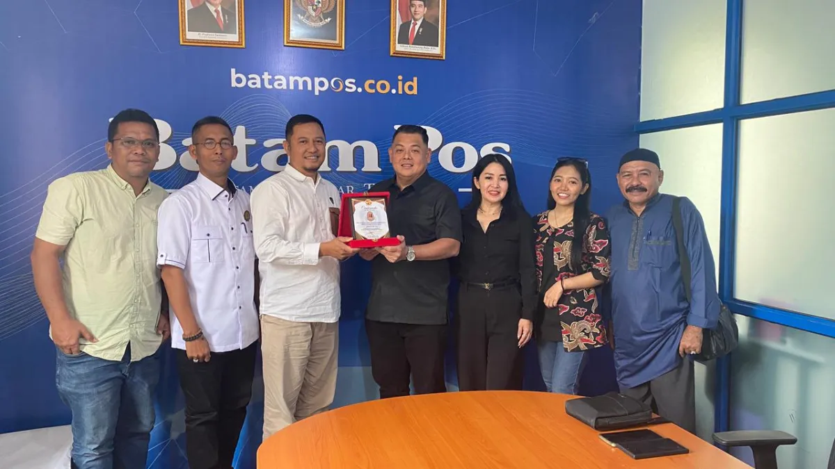 Kunjungan DPN APPEKNAS Kepri ke Batam Pos Bahas Sinergi Dunia Usaha dan Media