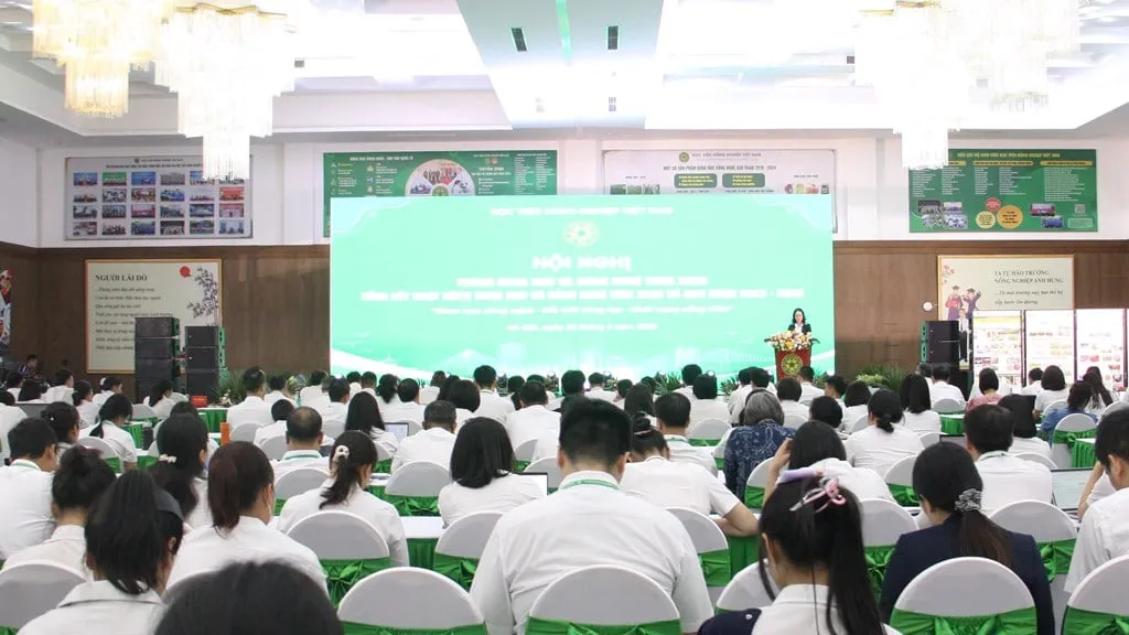 Akademi Pertanian Vietnam Dorong Kolaborasi Negara–Ilmuwan–Bisnis untuk Hilirisasi Riset Pertanian
