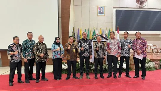 Wali Kota Bekasi Ikut Teken Komitmen Pencegahan Korupsi dan Pembenahan Tata Ruang bersama KPK dan ATR/BPN