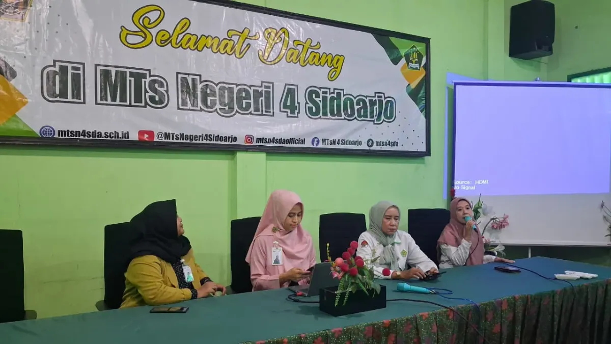 MTsN 4 Sidoarjo Gelar Sosialisasi Literasi Keuangan Syariah dan Digitalisasi Sekolah Bersama BSI serta Aplikasi SMART