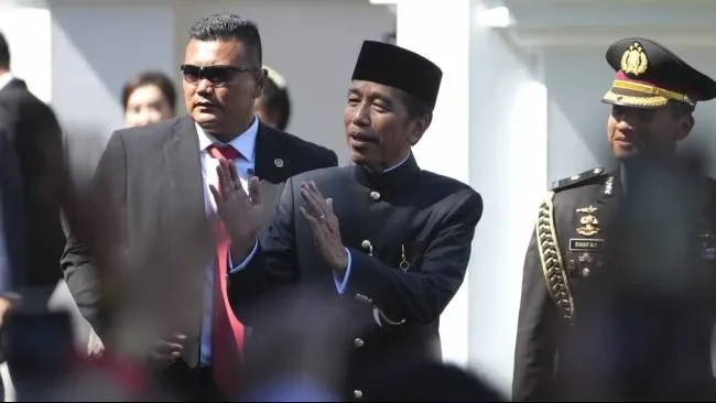Isu Ijazah, Operasi Politik, dan Keletihan Publik: Membaca Respons Jokowi dan Kritik Ray Rangkuti