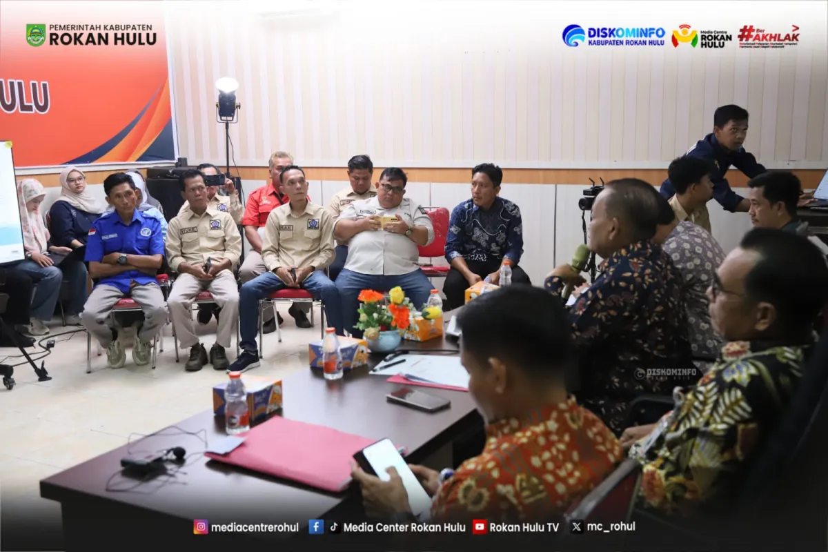 Pemkab Rokan Hulu Gelar Talk Show Surambi Nogori, Sekda Paparkan Evaluasi MTQ dan Klarifikasi Anggaran Haji 2026