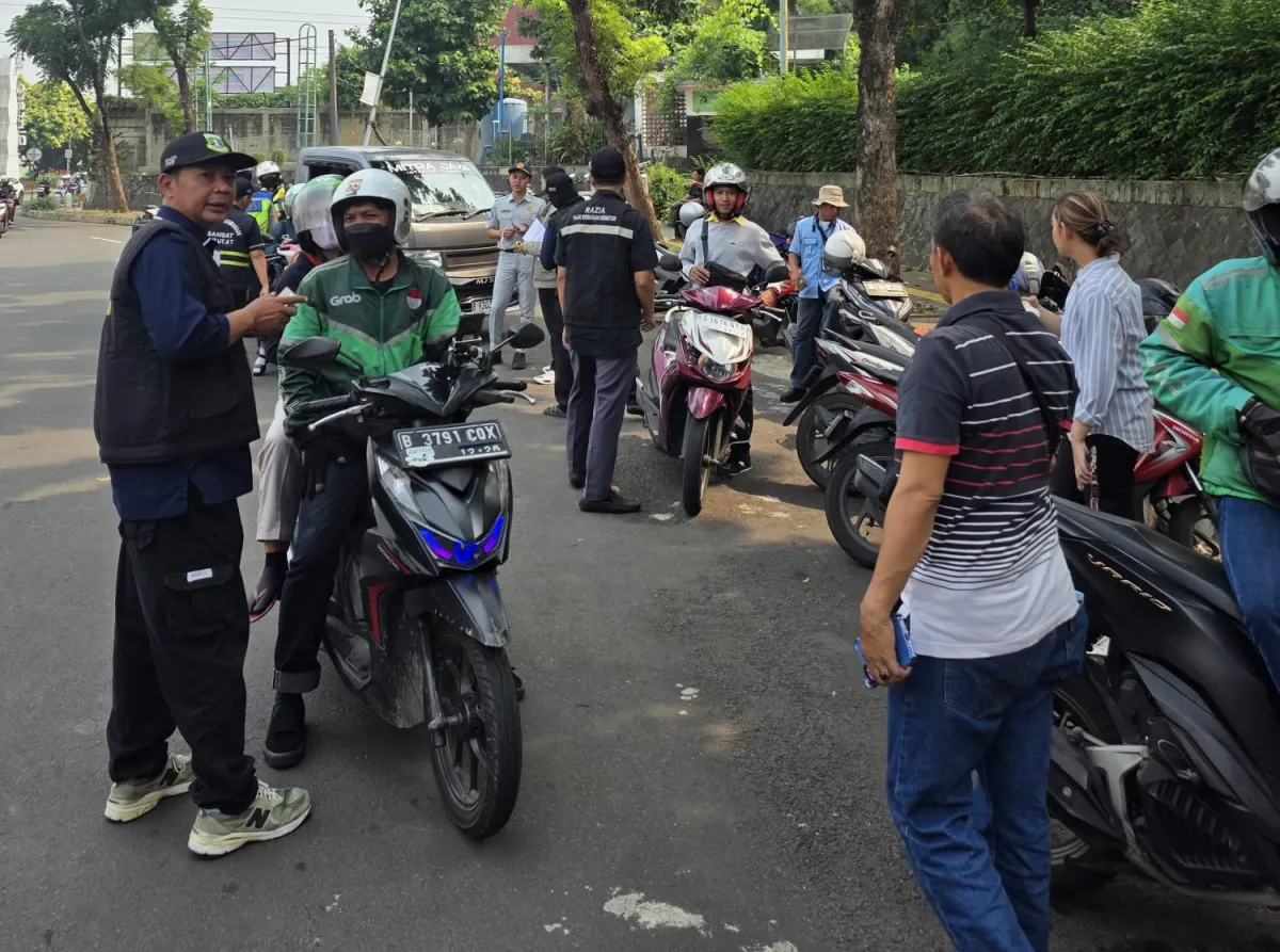 Bapenda Banten Gelar Razia Pajak Kendaraan Serentak 4–5 Juni, Petugas Gunakan Aplikasi Simpator