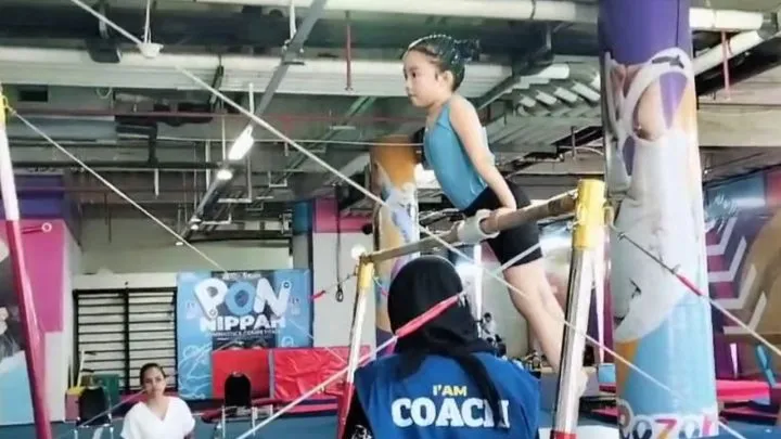 Ibu di Makassar Pilih Gimnastik untuk Latih Disiplin dan Kemandirian Anak di Tengah Era Gadget dan AI