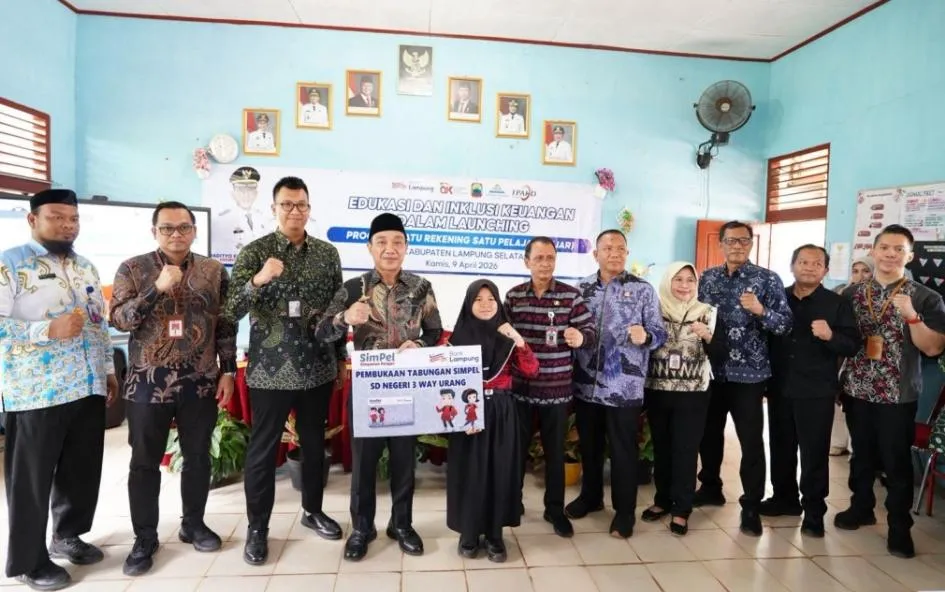 OJK Luncurkan Program Satu Rekening Satu Pelajar di Lampung Selatan