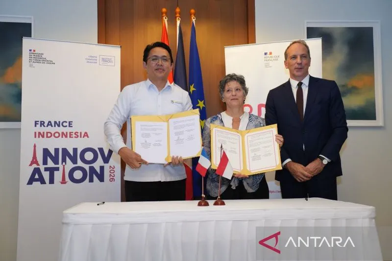 Kemdiktisaintek dan IRD Prancis Teken Perjanjian Kolaborasi Riset dan Inovasi