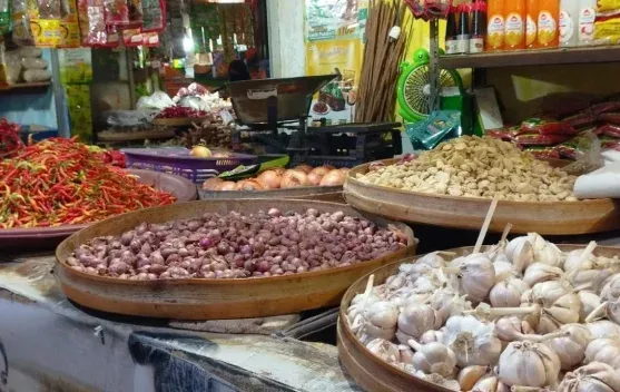 Usai Iduladha, Harga Bumbu Dapur dan Sayuran di Pasar Sidoharjo Lamongan Naik