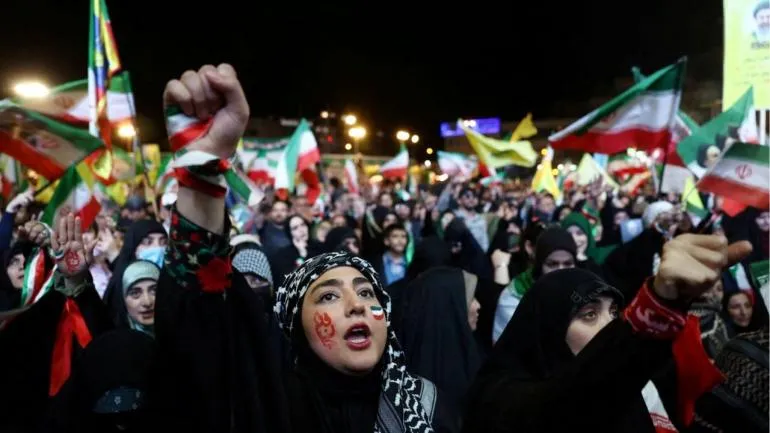 Iran Pulihkan Akses Internet Global Usai Hampir Tiga Bulan Pembatasan