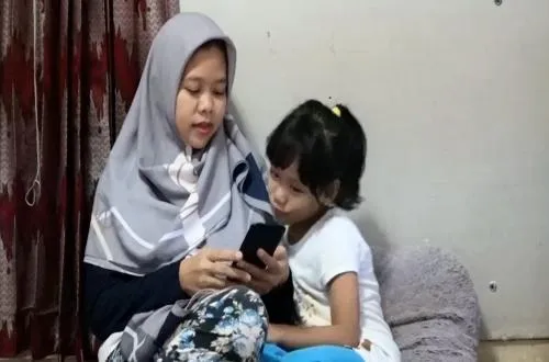 Singapura Luncurkan Kampanye Nasional untuk Kurangi Waktu Layar Anak Sejak Dini