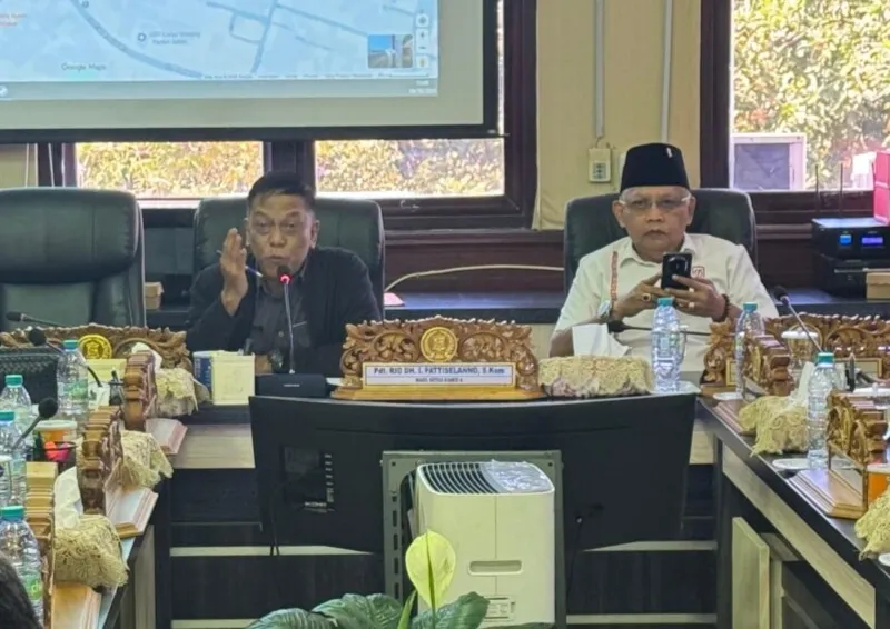DPRD Surabaya Kawal Polemik Lahan PT KAI di Pasar Turi, Dorong Musyawarah dan Transparansi