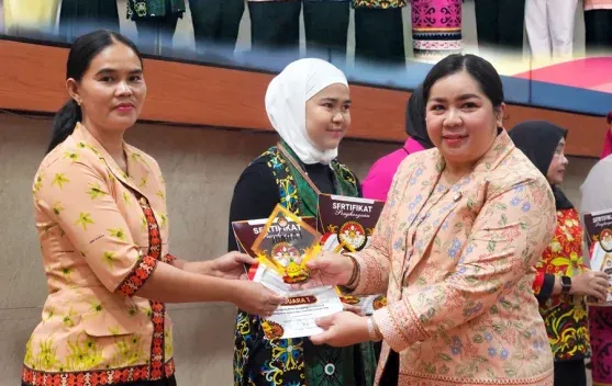 Dinas PUPR Kutai Barat Juara Lomba Kreasi Tumpeng Nusantara DWP 2026