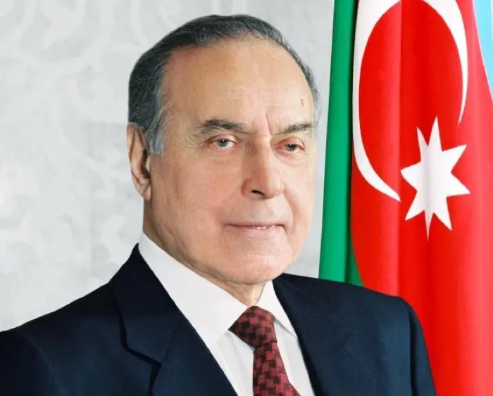 Azerbaijan Peringati 103 Tahun Kelahiran Heydar Aliyev