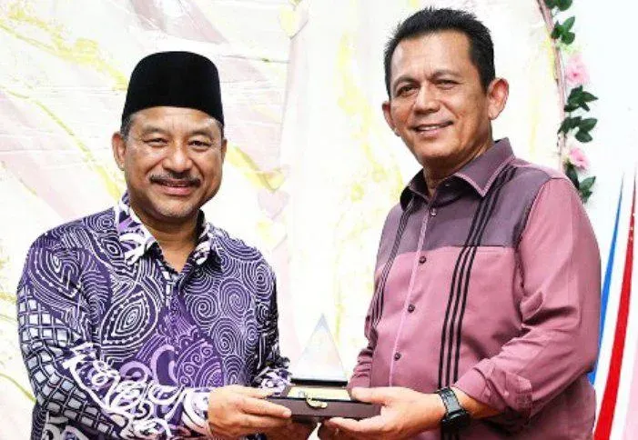 Gubernur Kepri Terima Kunjungan Menteri Besar Kelantan di Pulau Penyengat