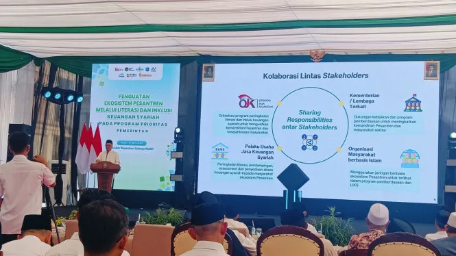 OJK Beri Literasi Keuangan Syariah untuk 1.000 Santri di Ponpes Lirboyo Kediri