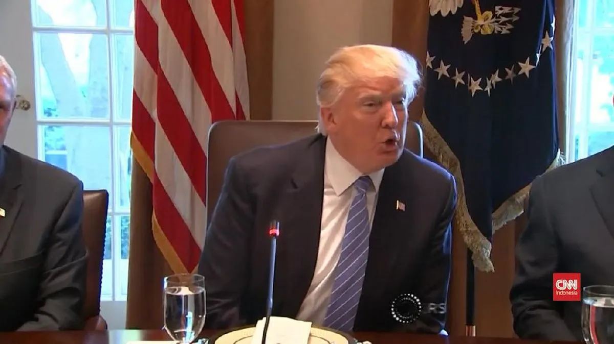 Pemerintahan Trump Siapkan Aturan Bank AS Kumpulkan Data Kewarganegaraan Nasabah