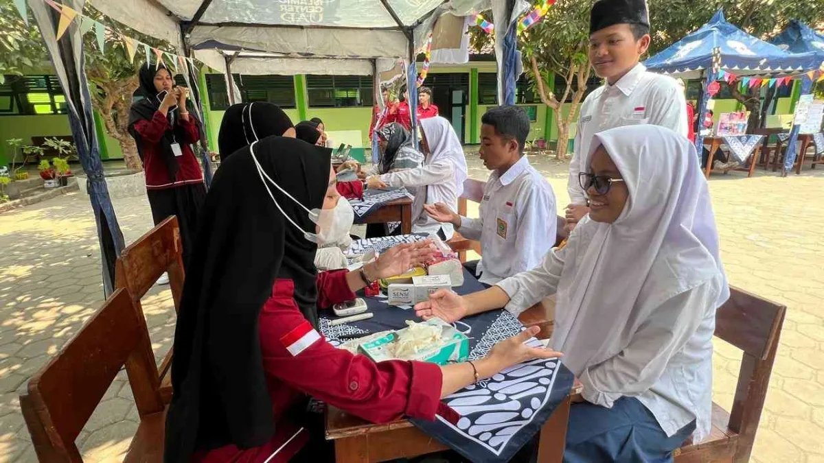 FKM UAD Gelar Cek Kesehatan Gratis bagi Siswa MTs N 2 Bantul