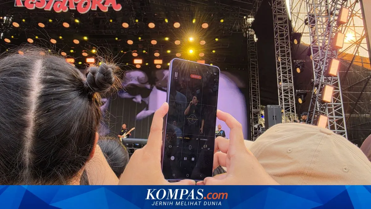 Tulus di Pestapora 2026, Fancam, dan Hasrat Mengabadikan: Ketika Konser Menjadi Arsip Pribadi di Era Kamera Ponsel