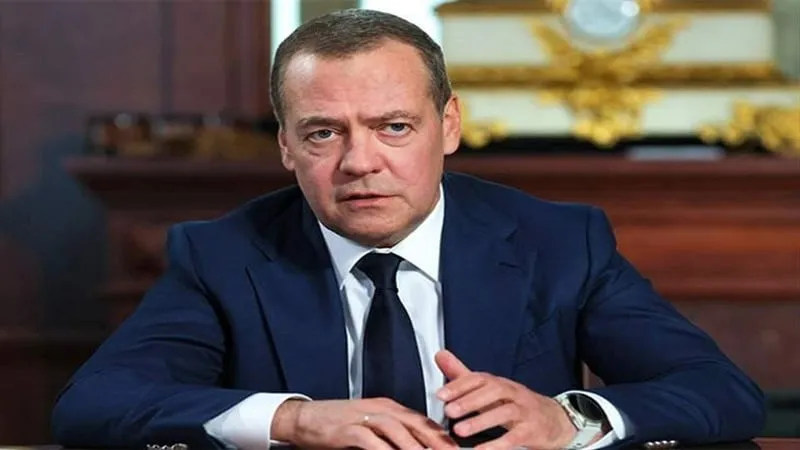Medvedev Klaim Eropa dan AS Kian Terpecah, Singgung Sikap UE dan Jerman terhadap Rusia