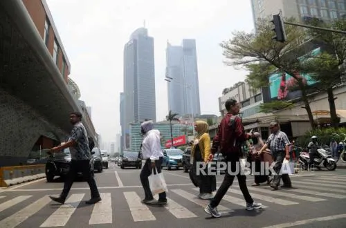 IMF Nilai Konflik Timur Tengah Tekan Ekonomi Global, China Minta Stabilitas Pasokan Energi