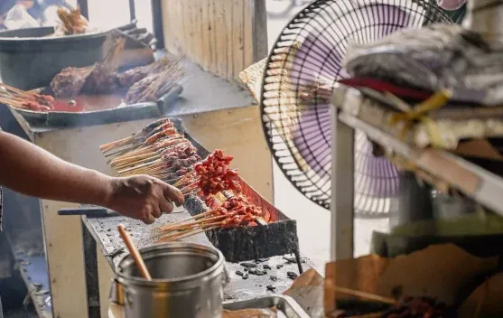 MotoGP Indonesia 2026 Dongkrak UMKM Kuliner di Lombok, Penjualan Sate hingga Dua Kali Lipat