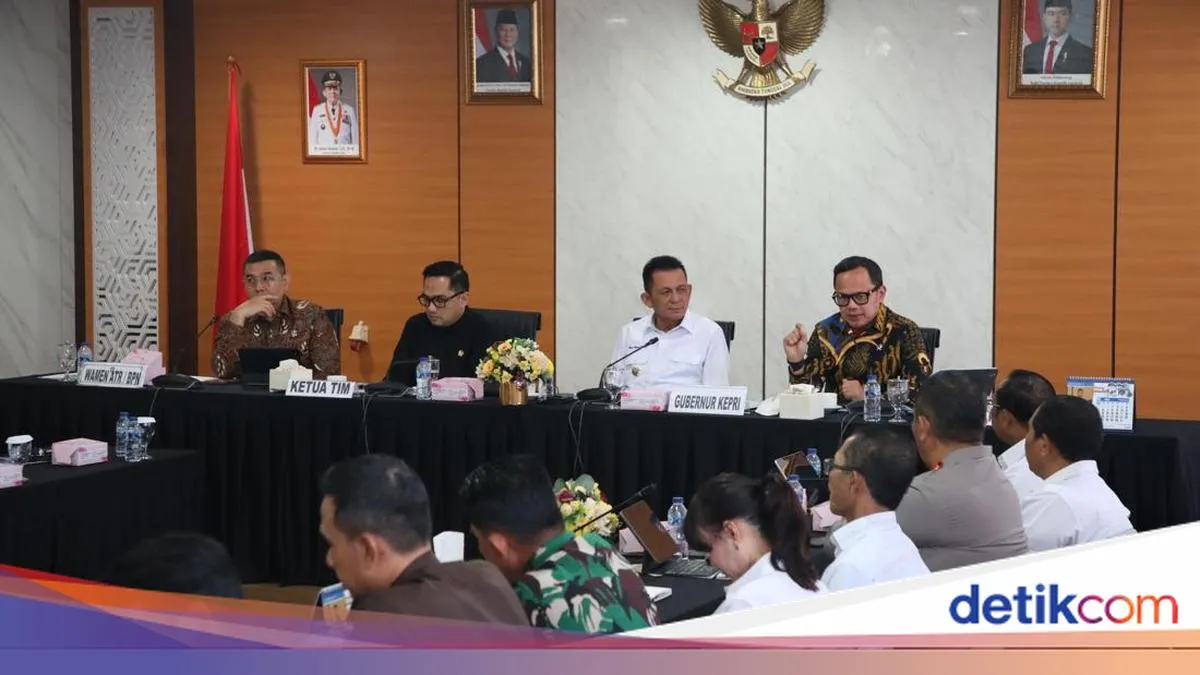 Wamendagri Bima Arya: Tata Ruang Jadi Kunci Pengembangan Potensi Kepulauan Riau