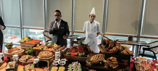 Oakwood Grand Batam Angkat Bahan Lokal lewat Program Kuliner dengan Teknik Modern
