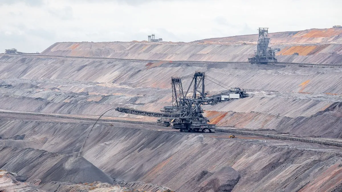 ICEL: Pengawasan Tambang Minerba Terhambat Minim Transparansi Dokumen Lingkungan