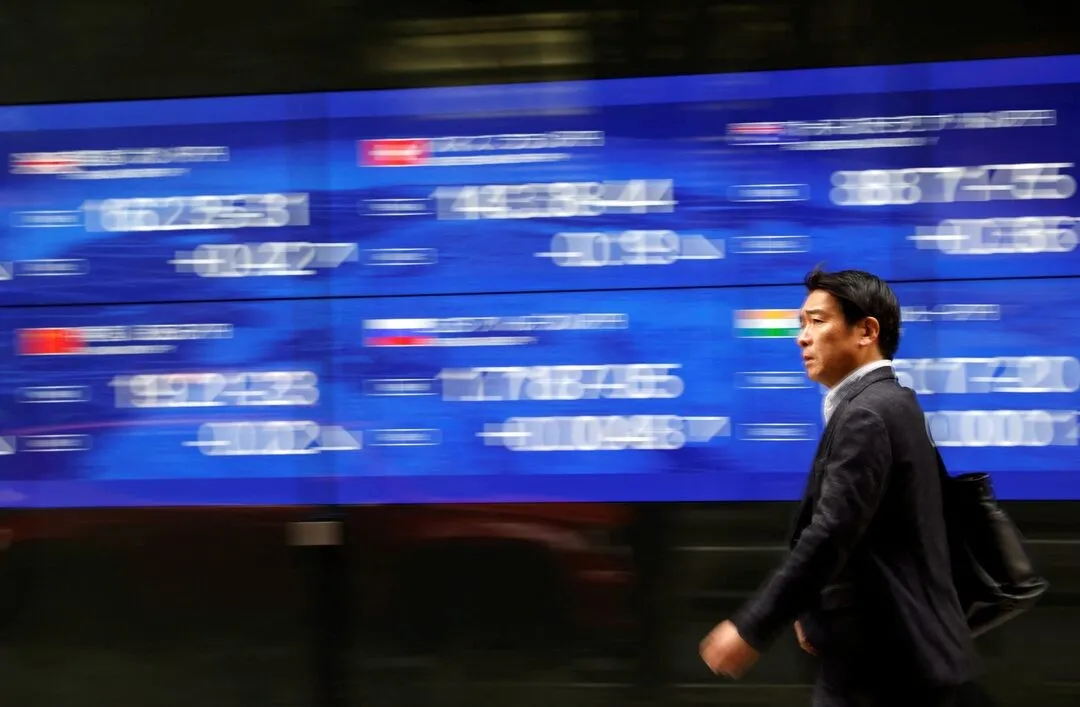 Bursa Asia-Pasifik Menguat Dipacu Sentimen AI, Dolar AS Melemah; Minyak Turun dan Emas Naik