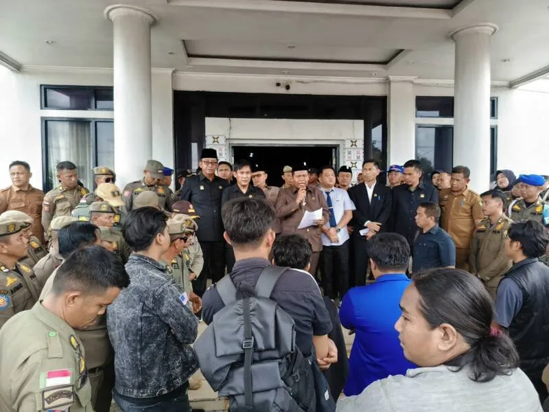 DPRD Konawe Terima Aspirasi Mahasiswa soal Beasiswa, Minta Data Lengkap untuk Ditindaklanjuti