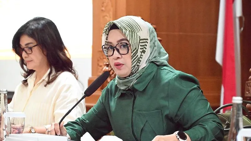 DPR Soroti Pengangguran Lulusan Perguruan Tinggi Tembus 1 Juta, Dorong Penguatan Program Magang