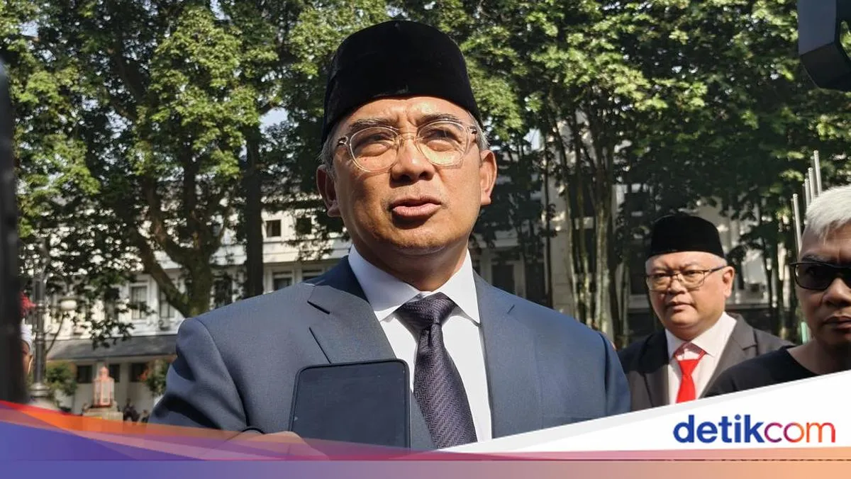 Polemik Proyek Pemotongan Kabel Internet, Ini Penjelasan Walkot Farhan