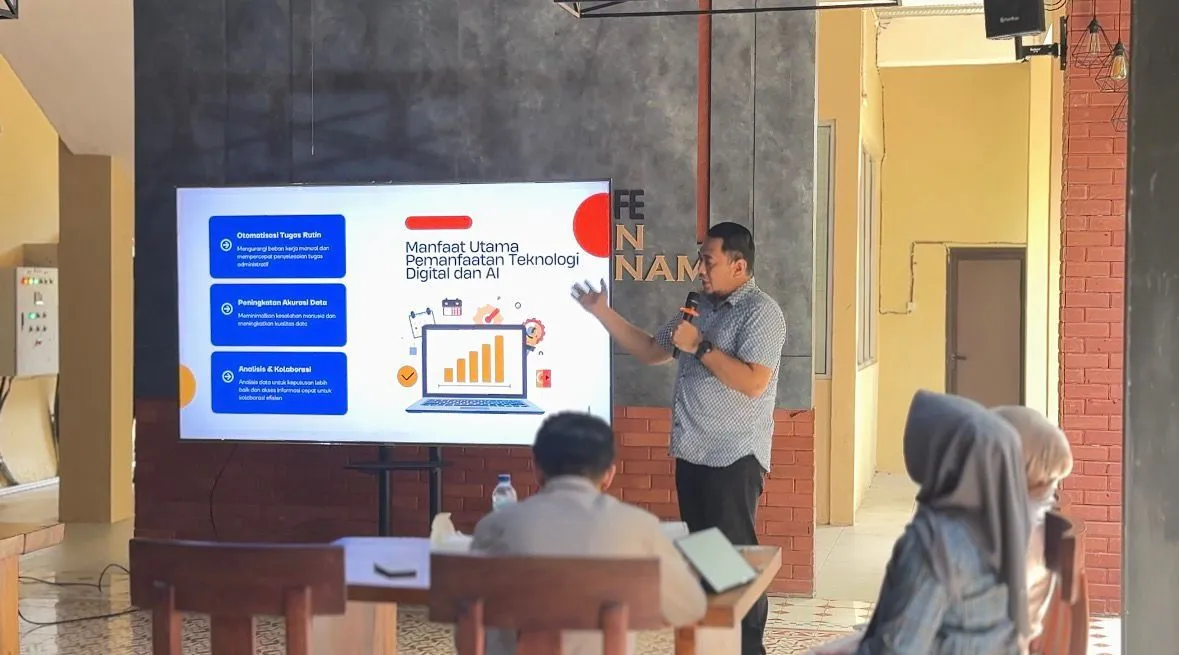 Manajer Inovasi UBD Jadi Narasumber Pelatihan Pemanfaatan Teknologi Digital dan AI di Biro SDM Polda Sumsel