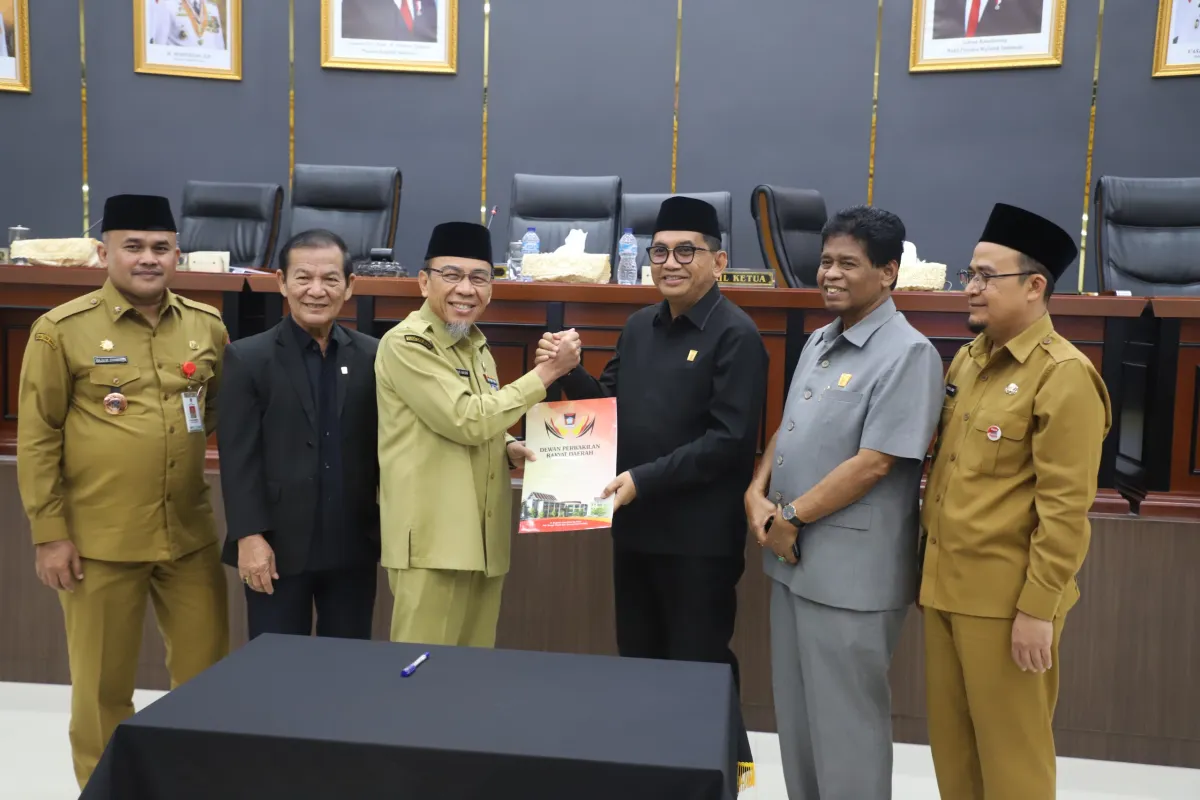 DPRD Padang Usulkan Pencabutan Perda Keuangan Wali Kota dan Wakil Wali Kota Tahun 2003
