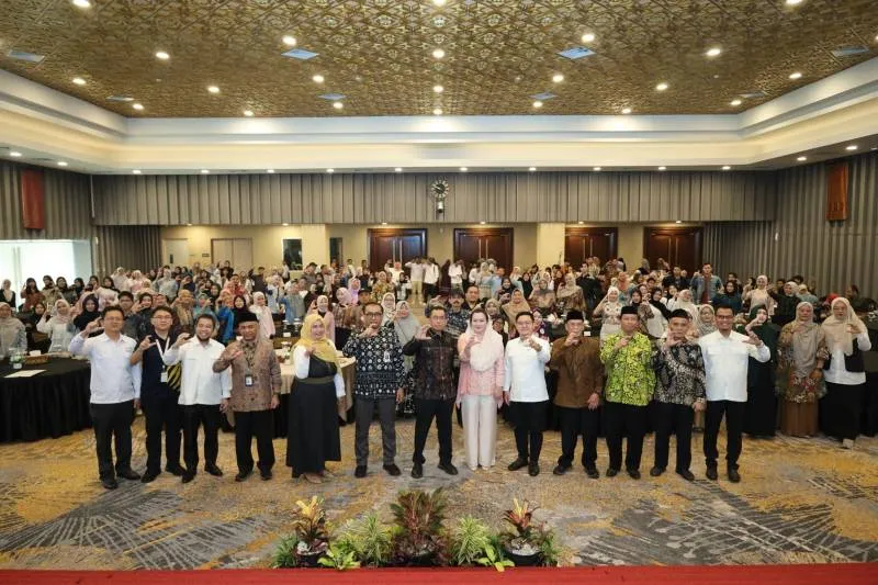 OJK Sumsel dan HIPMI Syariah Gelar Seminar Investasi Syariah untuk Perkuat UMKM di Tengah Ketidakpastian Global