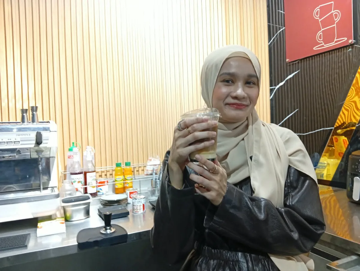 Shafiyyatul Rahil Puspo Wardoyo Rintis Sedjati-ne Coffee and Pastry di Kartasura
