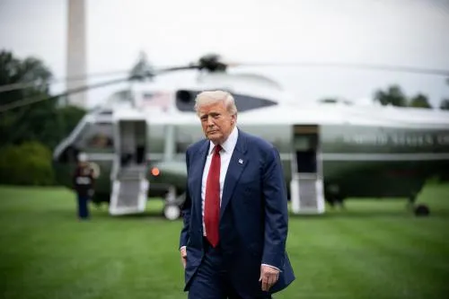 Trump Ancam Serang Iran Jika Upaya Diplomasi Kembali Gagal