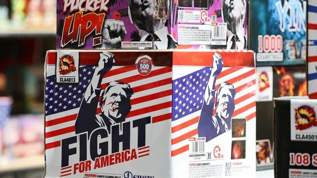 Kembang Api Bertema 'Make America Great Again' untuk Perayaan 4 Juli Ternyata Diproduksi di China