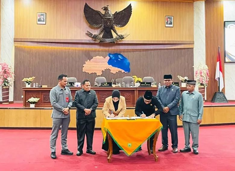 Tujuh Fraksi DPRD Berau Sepakat Setujui Raperda Pertanggungjawaban APBD 2025