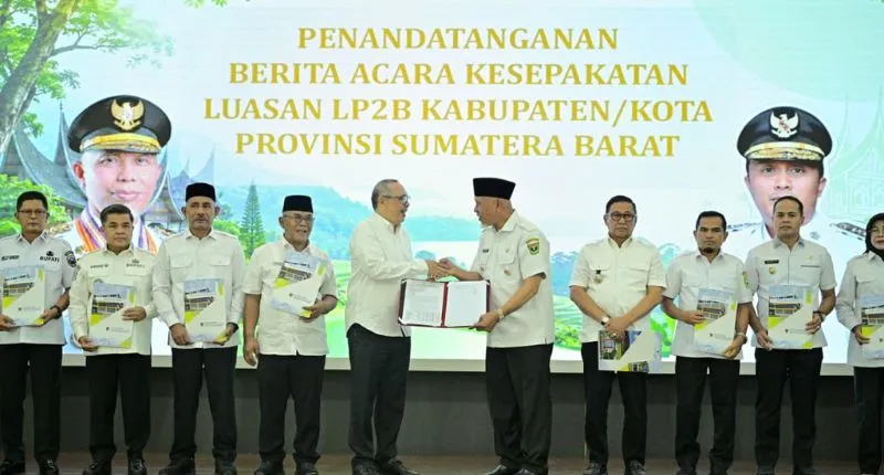 Sumbar Rampungkan Kesepakatan LP2B dengan 19 Daerah, Lahan Pertanian Terlindungi 166.466 Hektare