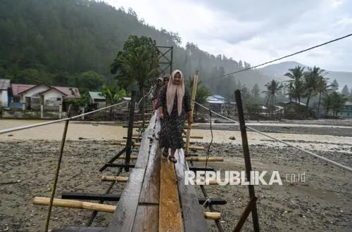 KLH Nilai Ketidaksesuaian Tata Ruang Memperberat Dampak Bencana Hidrometeorologi di Tiga Provinsi Sumatera