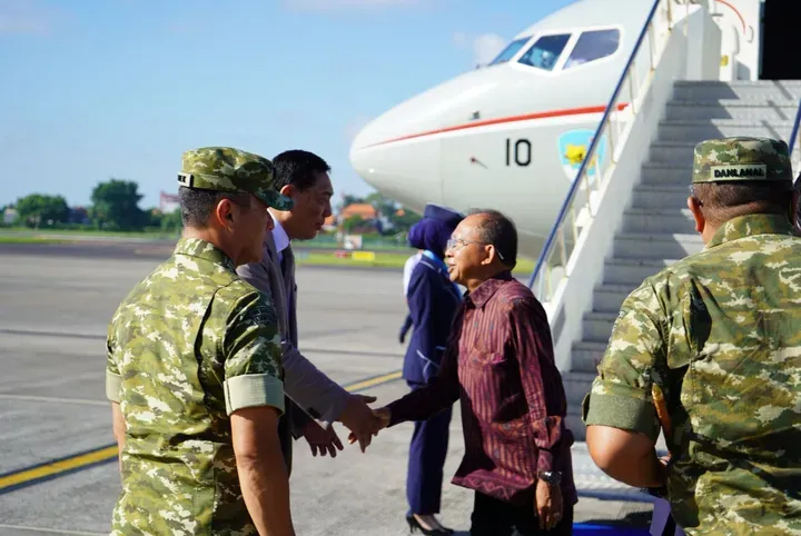Gubernur Bali Lepas Keberangkatan Menhan RI dan Menhan Jepang di Bali
