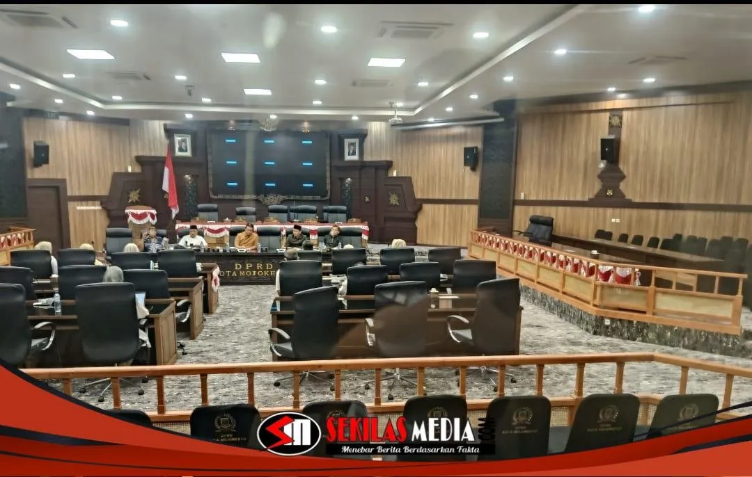 DPRD Kota Mojokerto Gelar RDP dengan Kepala SMP Negeri, Pengadaan Seragam dan Transparansi Disorot