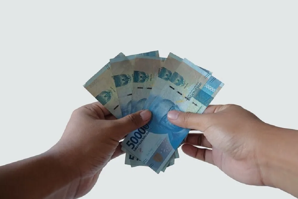 Rupiah Mendekati Rp18.000 per Dolar AS, Sejumlah Harga Barang Impor Berpotensi Terkerek