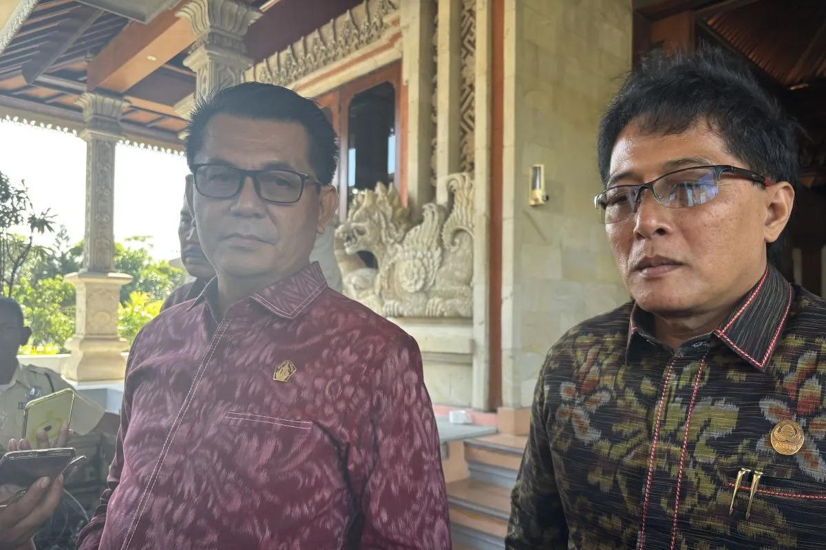 Ketua DPRD Bali Pastikan Pansus TRAP Tetap Bekerja Meski Ada Isu Penarikan Anggota Golkar