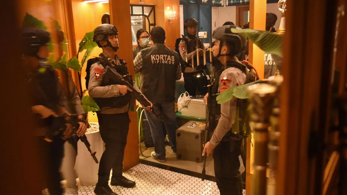 Polri Geledah Kafe di Cipete, Sita Koper dan Brankas Terkait Dugaan Korupsi Pasokan Batu Bara