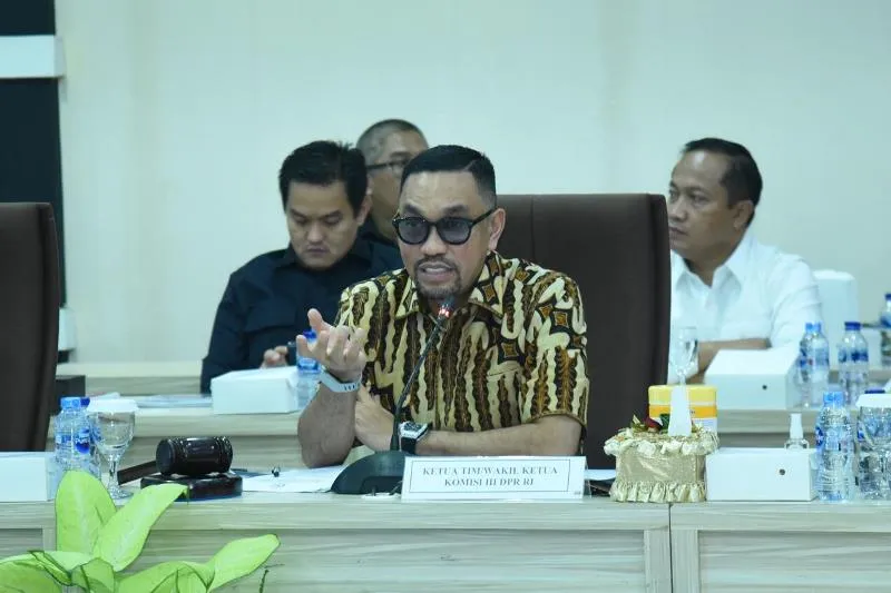 Komisi III DPR Akan Hadiri Penggeledahan Tiga Kasus Korupsi yang Melibatkan Febrie Adriansyah