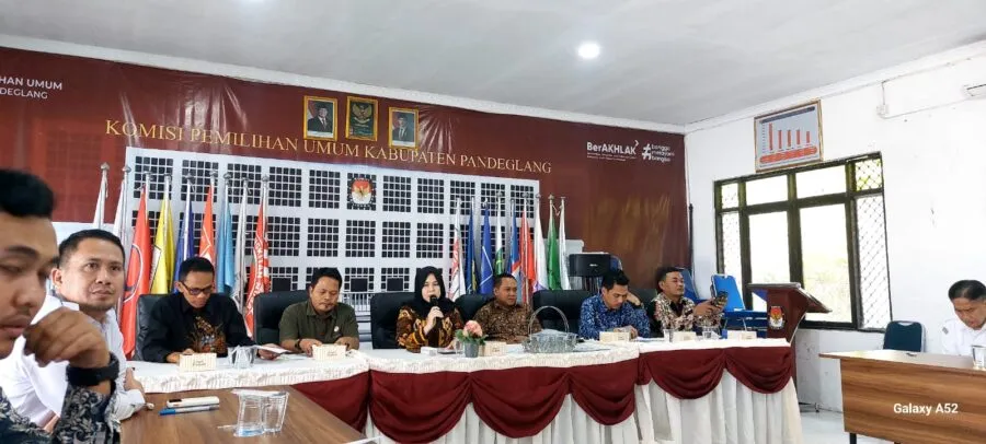 KPU Pandeglang Susun Standar Pelayanan untuk Perkuat Transparansi dan Akuntabilitas