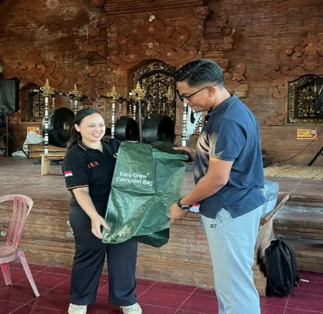 Transparansi Pengelolaan Sampah Dorong Peluang Ekonomi di Desa Dauh Peken